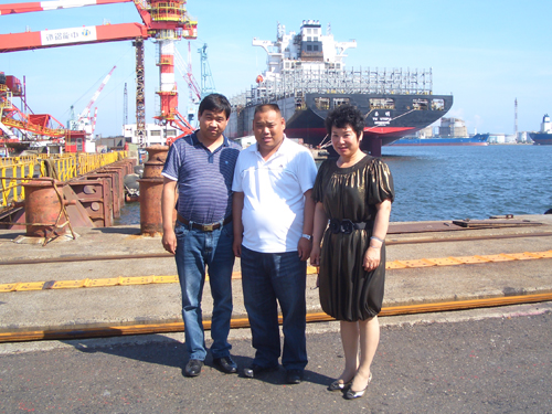 �I���L��